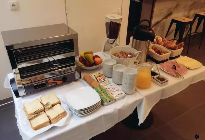 ペンション Xpt águeda   Alojamento Local