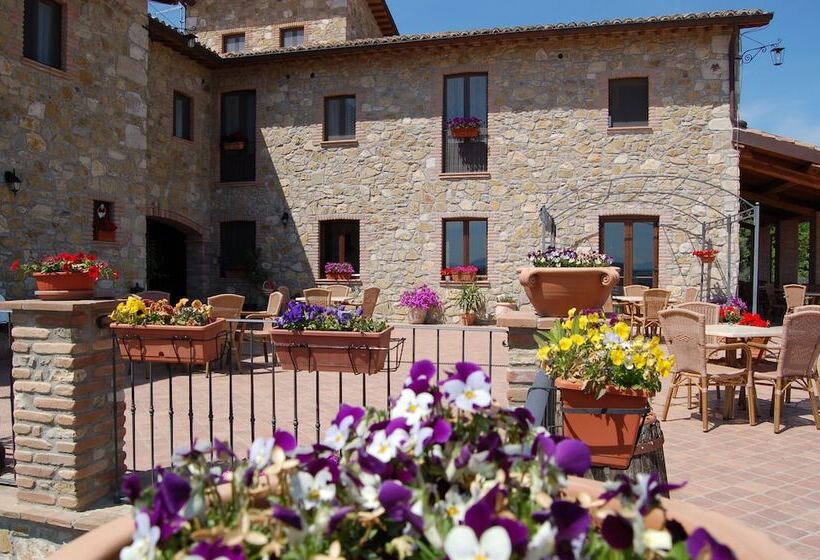 هتل Agriturismo Olivastrella