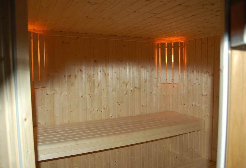 هتل Agriturismo Olivastrella