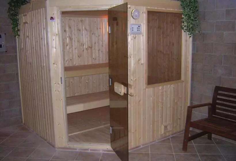 Hotelli Agriturismo Olivastrella