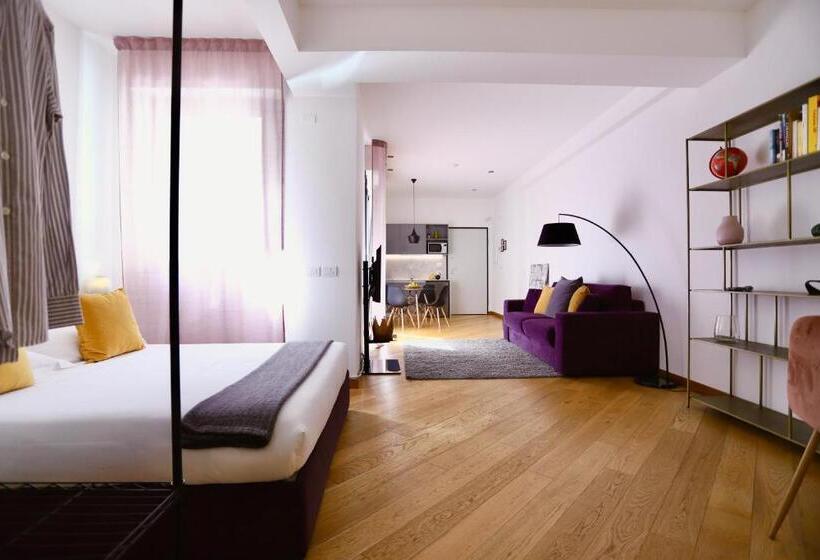 Palazzina B Contemporary Studio