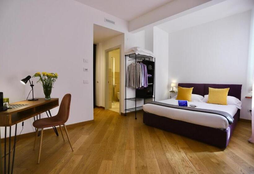 Palazzina B Contemporary Studio