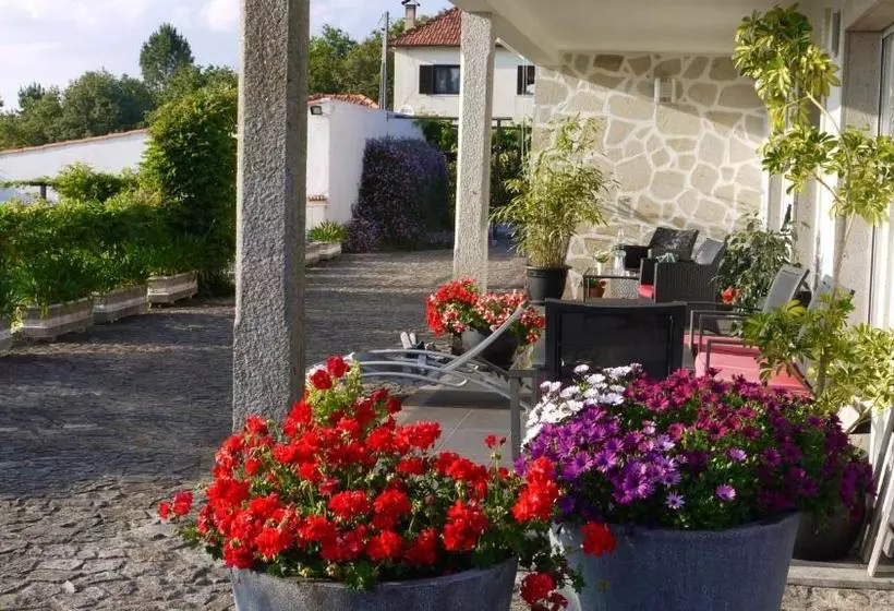 ペンション Quinta Das Leiras   Rubiães