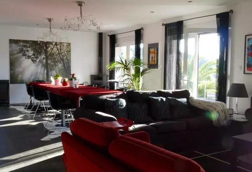 ペンション Quinta Das Leiras   Rubiães