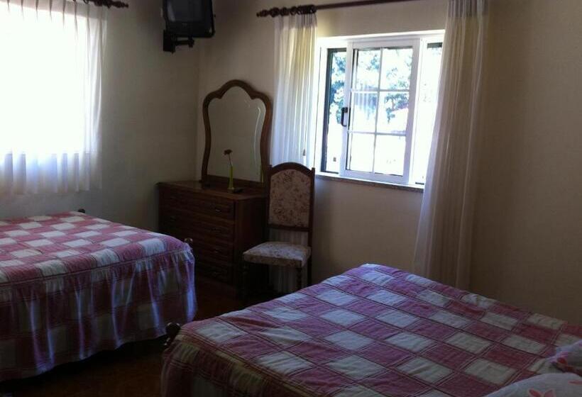 پانسیون Residencial Ribeiro