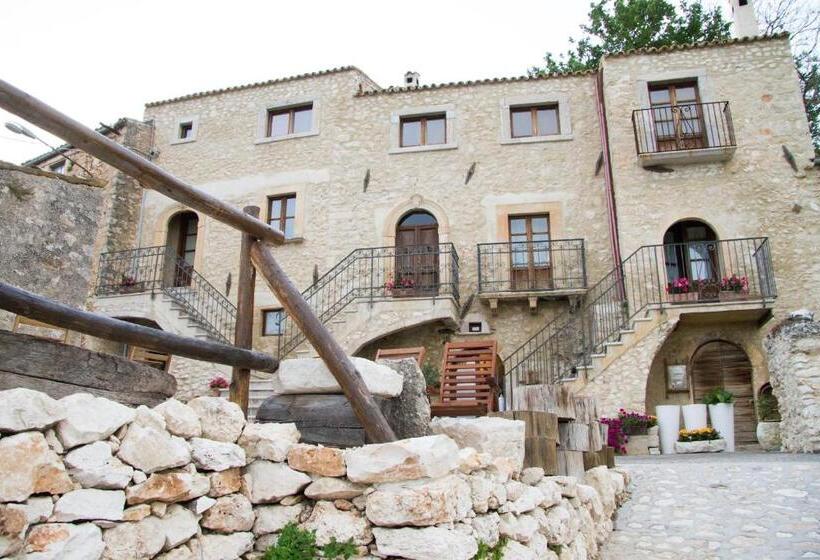 צימר Charme In Perillis