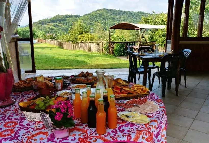 ホテル Azienda Agrituristica Cascina La Botta