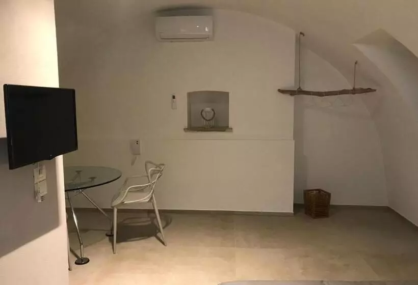 Majatalo Borgorosa Dimora In Puglia