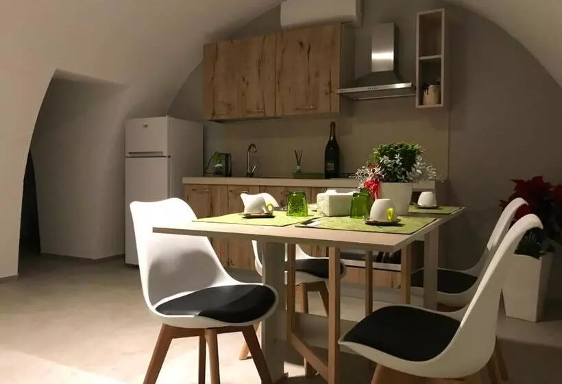 Majatalo Borgorosa Dimora In Puglia