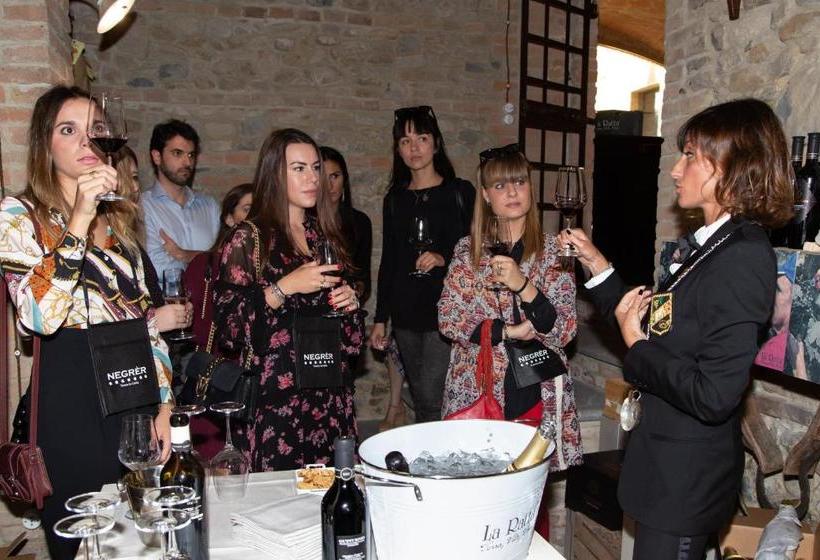 فندق Agriturismo La Ratta