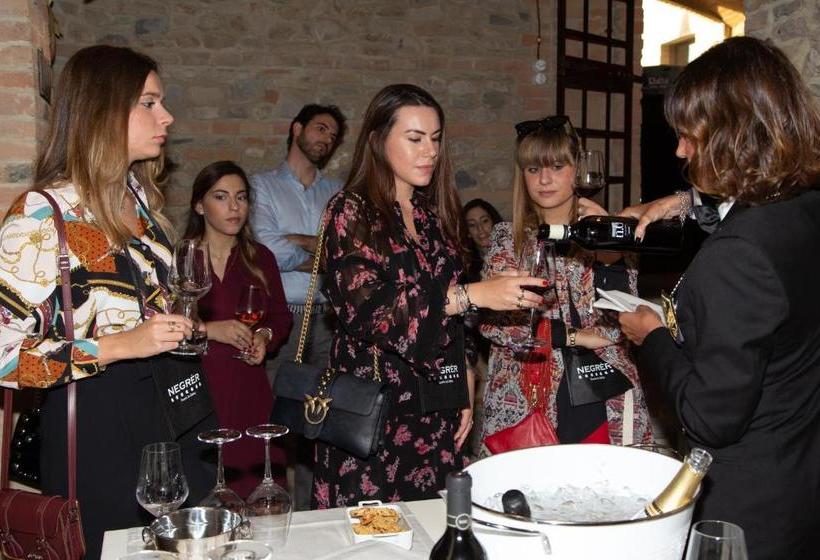 فندق Agriturismo La Ratta