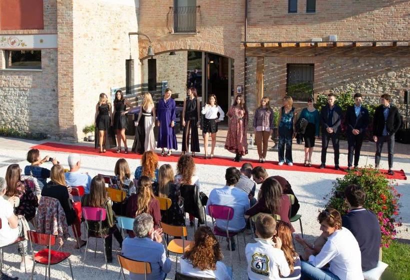 فندق Agriturismo La Ratta