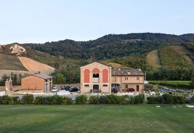 Hotelli Agriturismo La Ratta