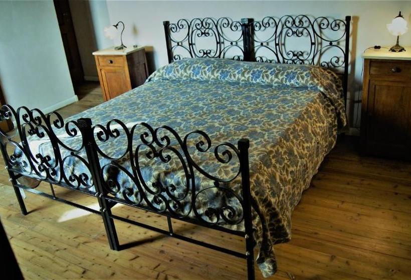 בית מלון כפרי Agriturismo Monterone