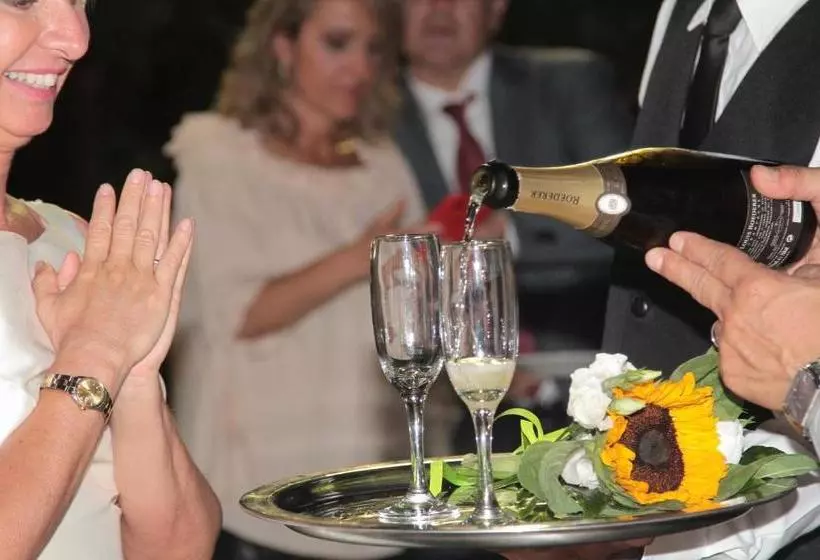 ホテル Agriturismo Villa Pina