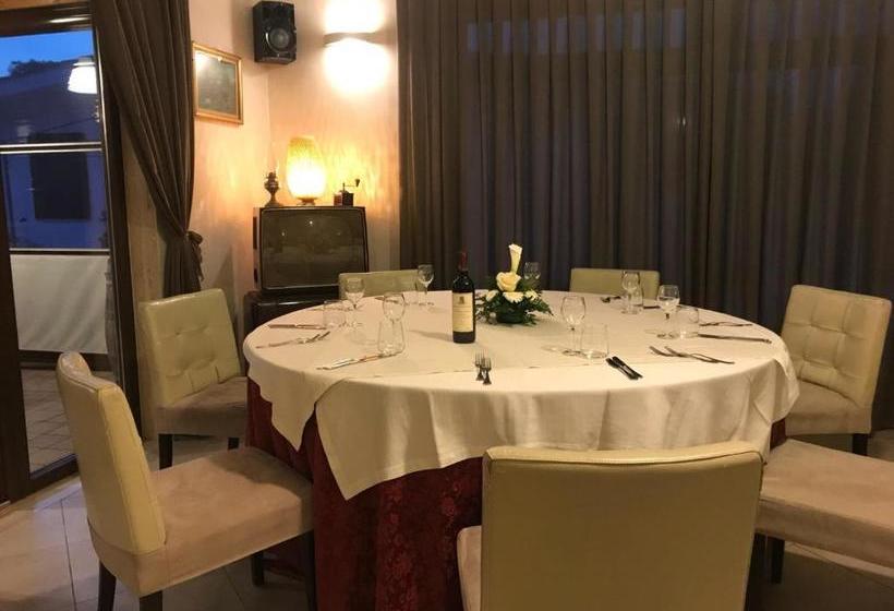 Отель Agriturismo Villa Pina