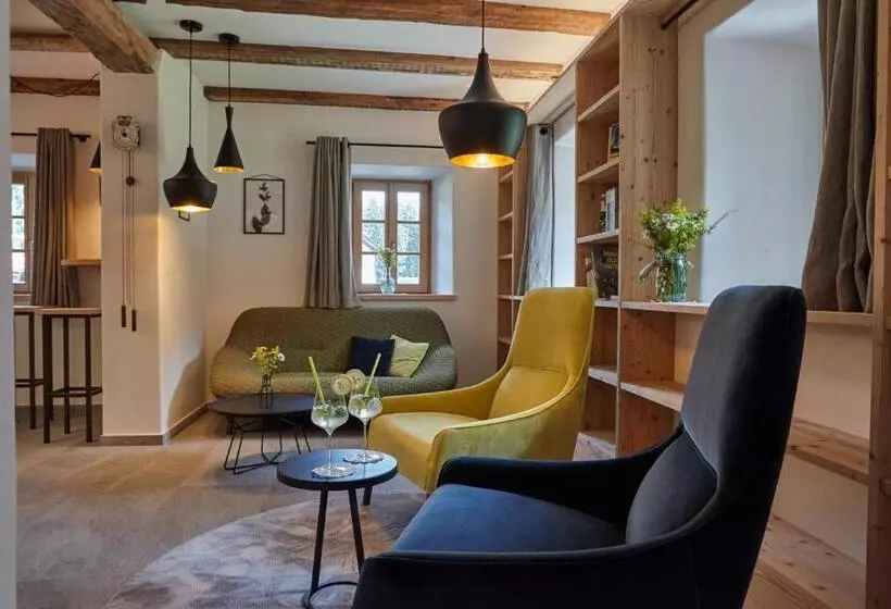 هتل Natura Boutique Chalet Wellness Spa