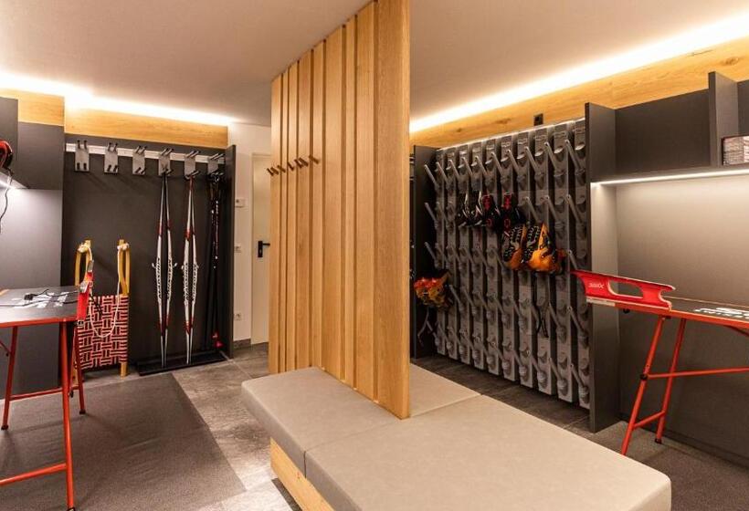 Отель Natura Boutique Chalet Wellness Spa