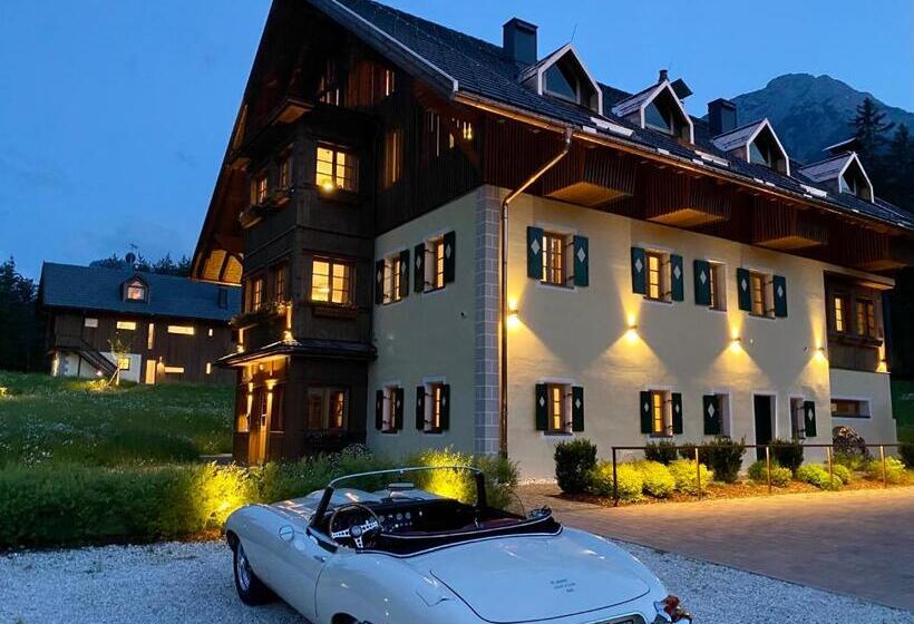 Отель Natura Boutique Chalet Wellness Spa