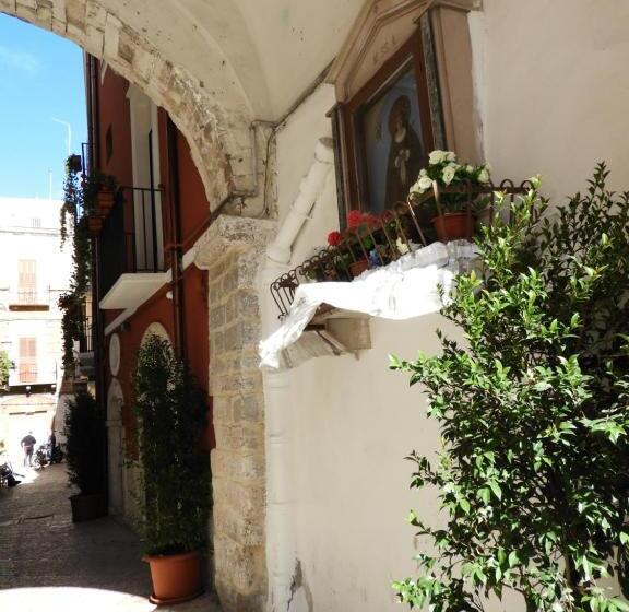 פנסיון Arco Della Neve Guest House