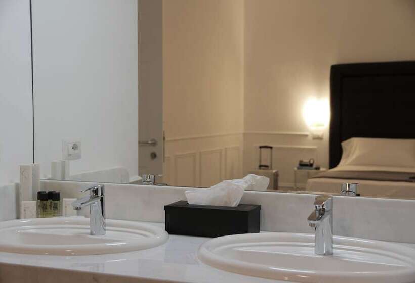 پانسیون Ravida Suites