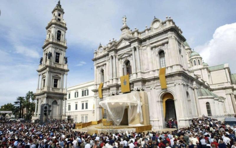 پانسیون Ravida Suites