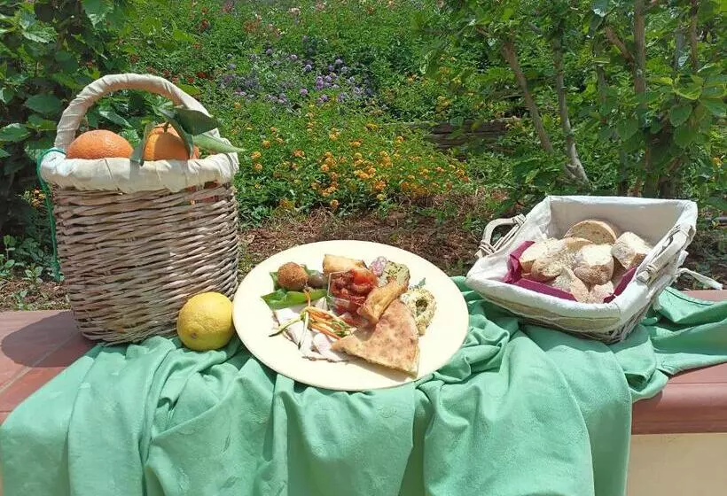 ホテル Agriturismo Le Campanelle   Sicilia   Cefalù