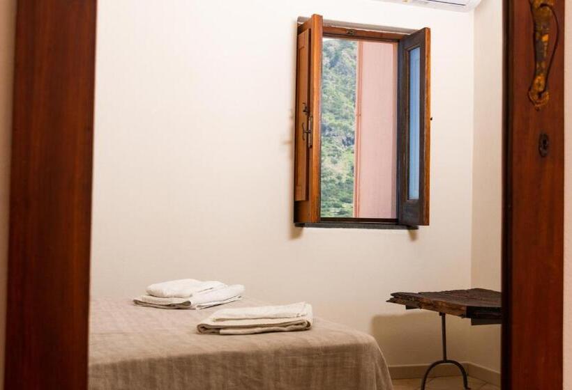 هتل Agriturismo Al Cappero