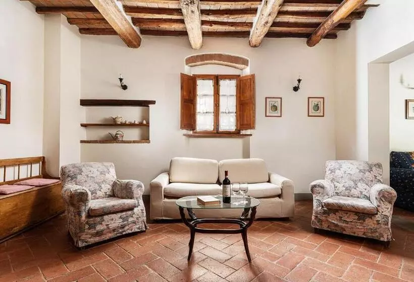 Hotelli Agriturismo Montalbino