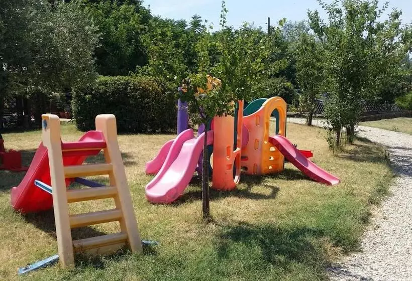 هتل Tenuta Carbognano