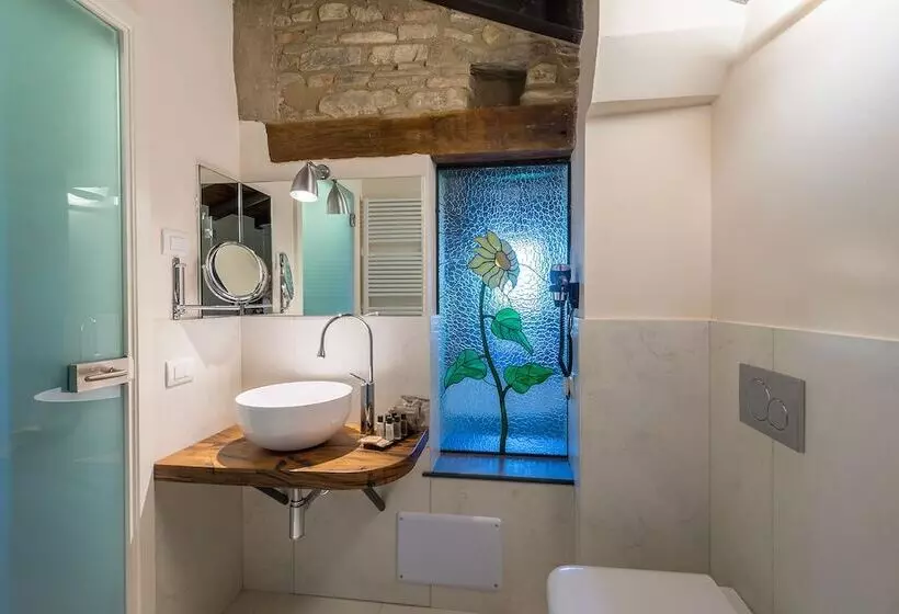 Retkeilymaja Borgo Cadonega