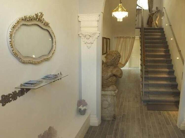 تختخواب و صبحانه Antica Loggetta