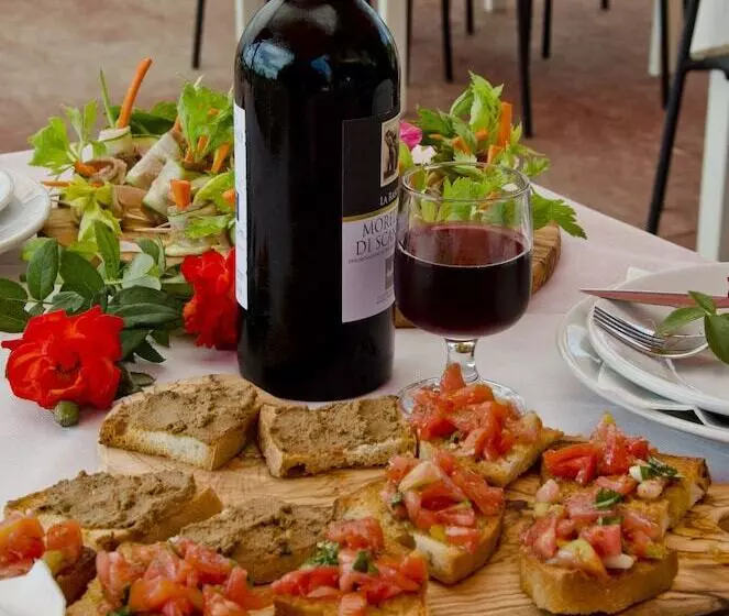 هتل Agriturismo La Fragolaia