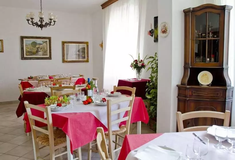 هتل Agriturismo La Fragolaia
