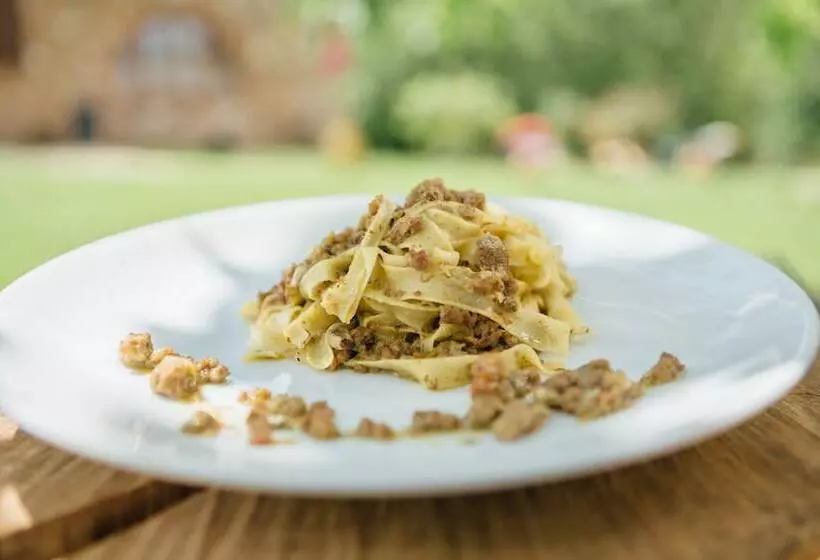 Hotelli La Cerreta   Terme Di Sassetta