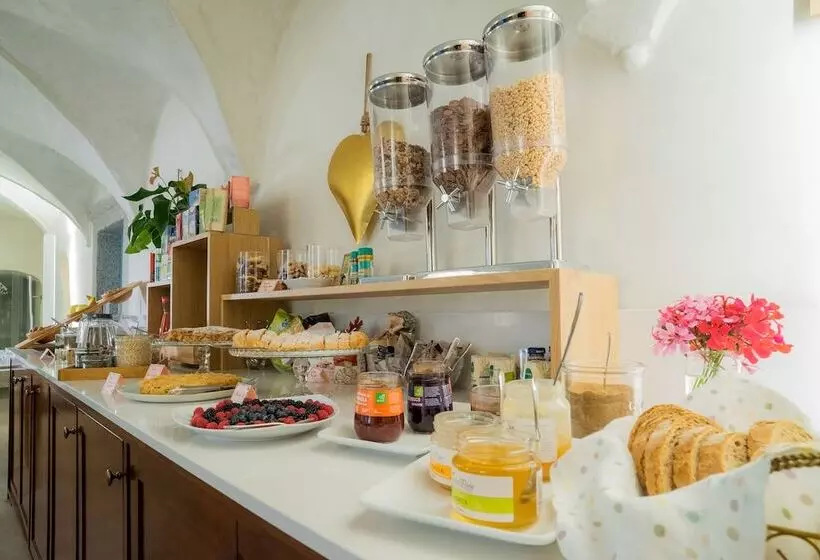 ホテル Albergo Palazzo Lodron Bertelli