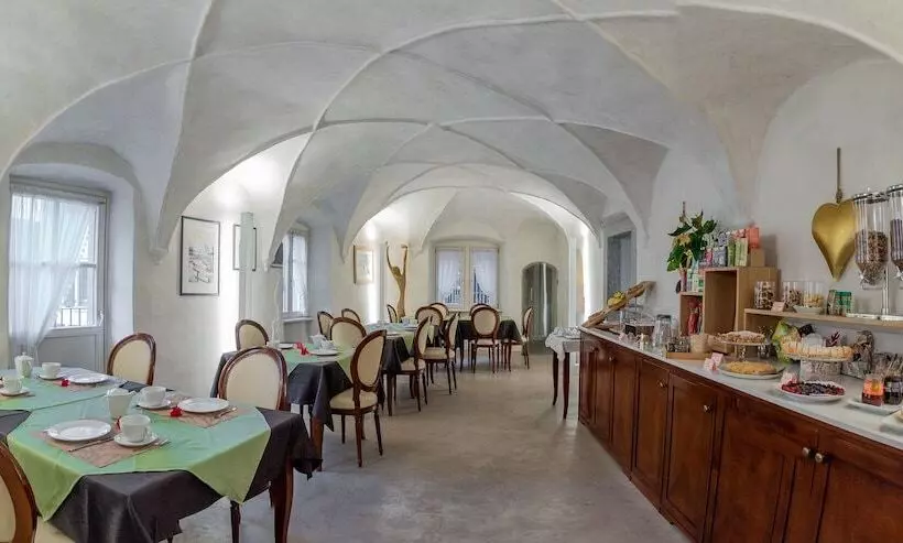 ホテル Albergo Palazzo Lodron Bertelli