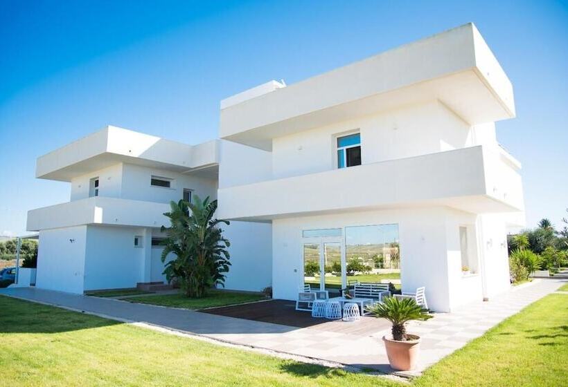 בית מלון כפרי Villa Giadel