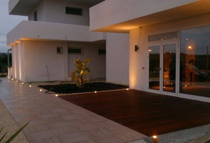 בית מלון כפרי Villa Giadel