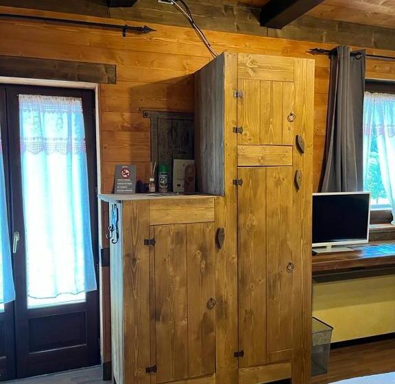 膳宿费 Arthemisia