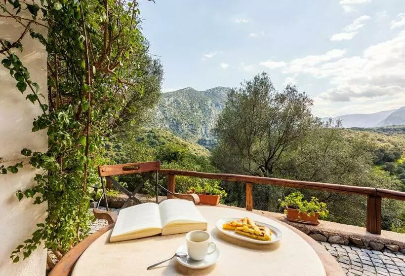 ホテル Agriturismo Canales