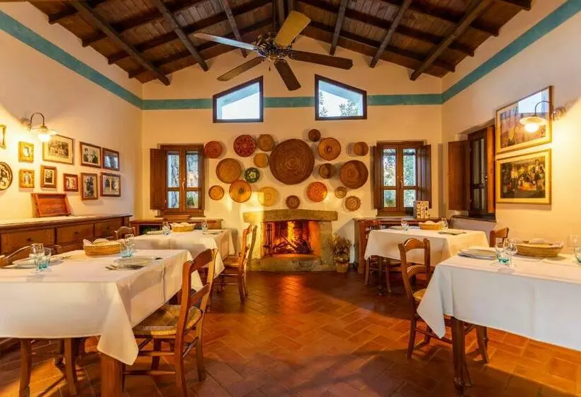 ホテル Agriturismo Canales