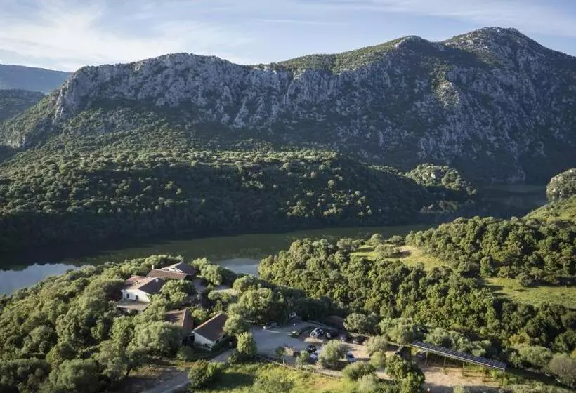 ホテル Agriturismo Canales