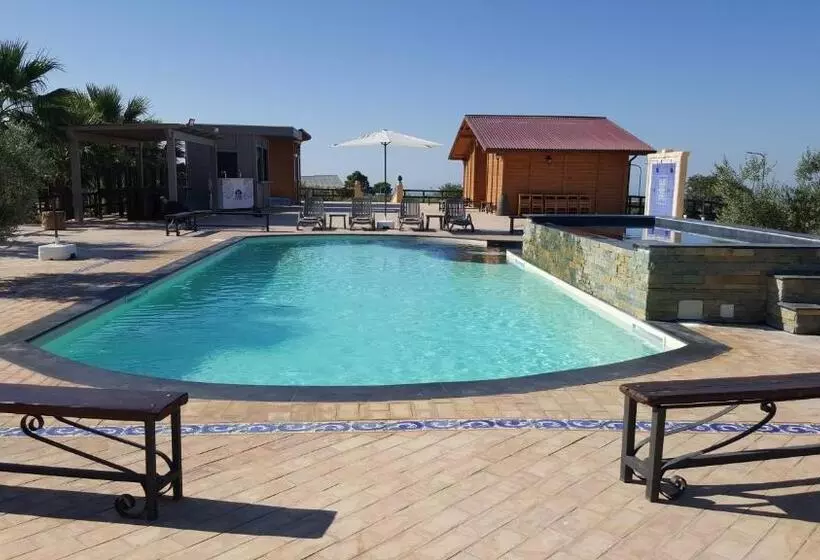 هتل Agriturismo Duca Di San Martino