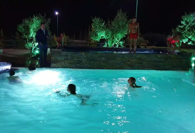 هتل Agriturismo Duca Di San Martino
