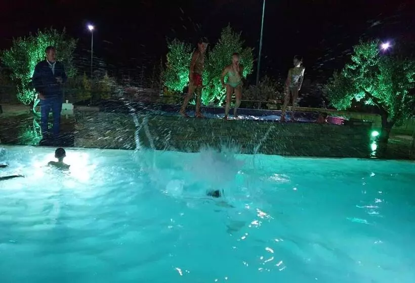 هتل Agriturismo Duca Di San Martino
