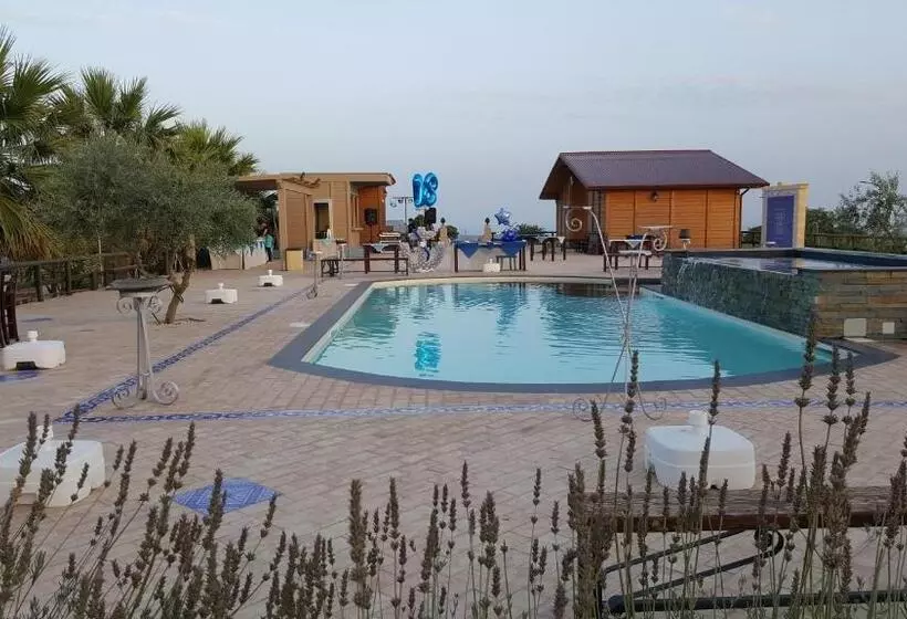 هتل Agriturismo Duca Di San Martino