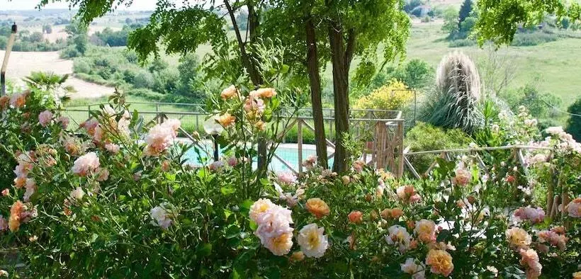 ホテル Agriturismo Quartopodere