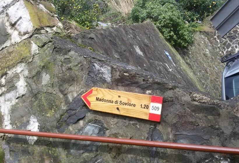 פנסיון I Lecci Di Soviore