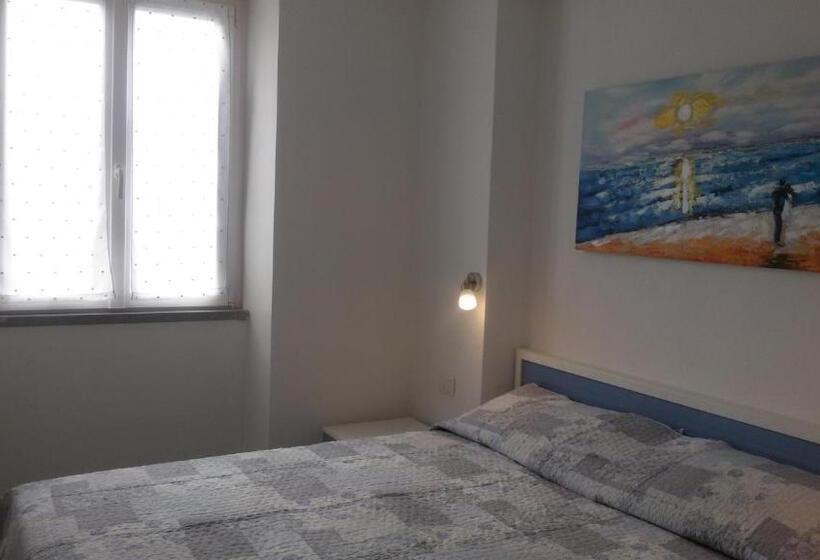 פנסיון I Lecci Di Soviore